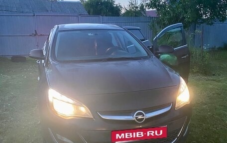 Opel Astra J, 2013 год, 690 000 рублей, 20 фотография