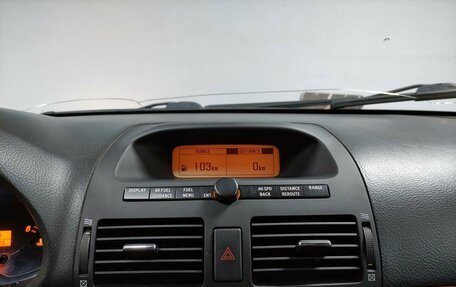 Toyota Avensis III рестайлинг, 2004 год, 718 000 рублей, 12 фотография