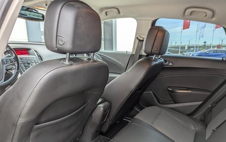 Opel Astra J, 2011 год, 595 000 рублей, 4 фотография