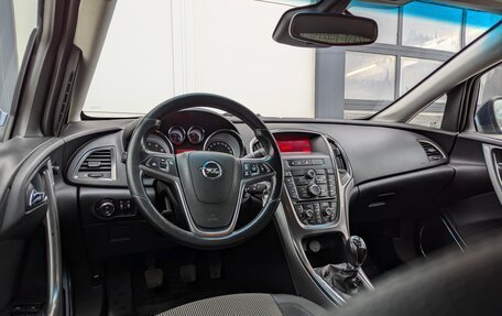 Opel Astra J, 2011 год, 595 000 рублей, 12 фотография