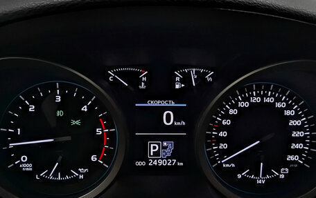 Toyota Land Cruiser 200, 2014 год, 3 450 000 рублей, 16 фотография