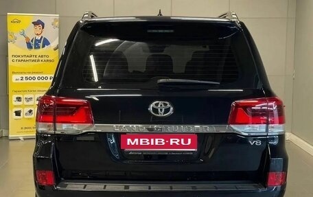 Toyota Land Cruiser 200, 2018 год, 6 097 000 рублей, 5 фотография