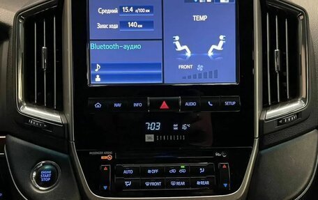 Toyota Land Cruiser 200, 2018 год, 6 097 000 рублей, 13 фотография