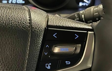 Toyota Land Cruiser 200, 2018 год, 6 097 000 рублей, 14 фотография