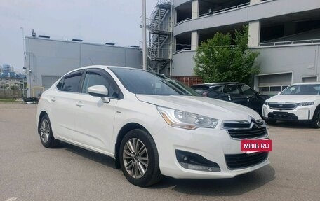 Citroen C4 II рестайлинг, 2015 год, 700 000 рублей, 2 фотография