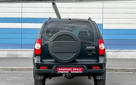 Chevrolet Niva I рестайлинг, 2020 год, 1 015 000 рублей, 6 фотография