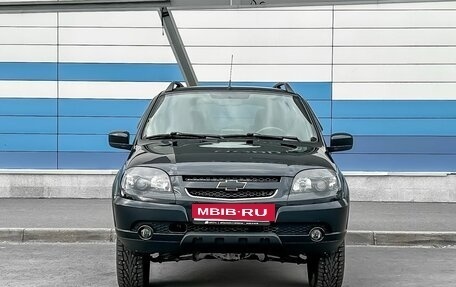 Chevrolet Niva I рестайлинг, 2020 год, 1 015 000 рублей, 2 фотография
