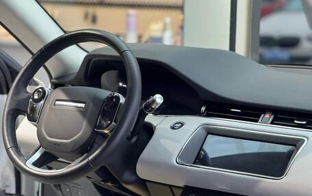 Land Rover Range Rover Evoque II, 2021 год, 3 086 000 рублей, 8 фотография