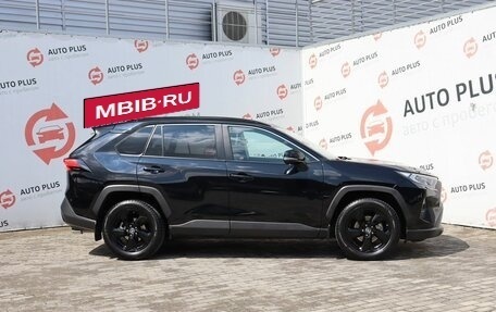 Toyota RAV4, 2021 год, 3 590 000 рублей, 3 фотография