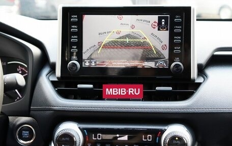 Toyota RAV4, 2021 год, 3 590 000 рублей, 14 фотография