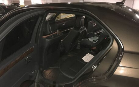 Mercedes-Benz E-Класс, 2013 год, 1 550 000 рублей, 6 фотография