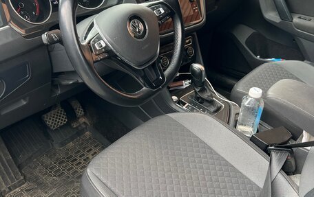 Volkswagen Tiguan II, 2020 год, 2 850 000 рублей, 16 фотография