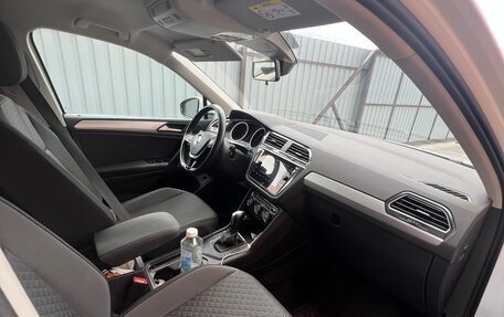 Volkswagen Tiguan II, 2020 год, 2 850 000 рублей, 4 фотография