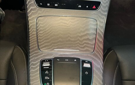 Mercedes-Benz E-Класс, 2022 год, 4 390 000 рублей, 11 фотография