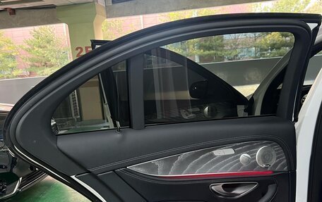 Mercedes-Benz E-Класс, 2022 год, 4 390 000 рублей, 15 фотография