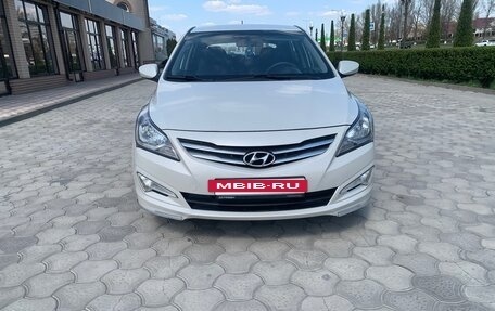 Hyundai Solaris II рестайлинг, 2014 год, 925 000 рублей, 4 фотография