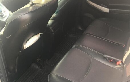 Toyota Prius, 2012 год, 1 360 000 рублей, 9 фотография