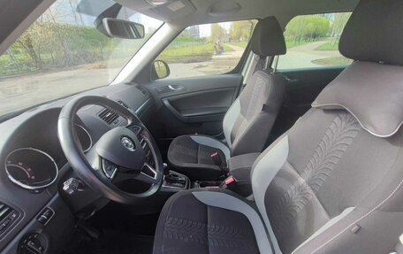 Skoda Yeti I рестайлинг, 2017 год, 1 520 000 рублей, 8 фотография