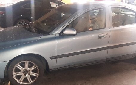 Volvo S60 III, 2002 год, 600 000 рублей, 2 фотография