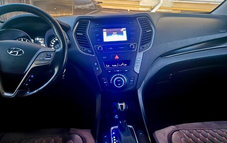 Hyundai Santa Fe III рестайлинг, 2018 год, 2 600 000 рублей, 3 фотография
