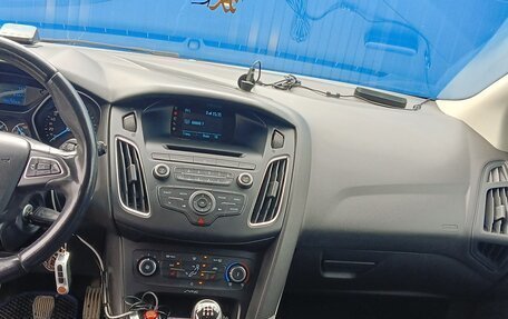 Ford Focus III, 2015 год, 850 000 рублей, 2 фотография