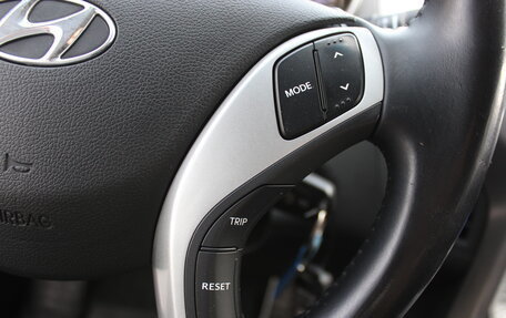 Hyundai Elantra V, 2012 год, 997 000 рублей, 20 фотография