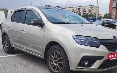 Renault Logan II, 2019 год, 1 000 000 рублей, 10 фотография
