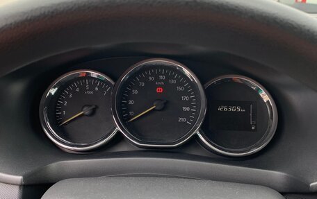Renault Logan II, 2019 год, 1 000 000 рублей, 15 фотография