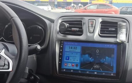 Renault Logan II, 2019 год, 1 000 000 рублей, 17 фотография