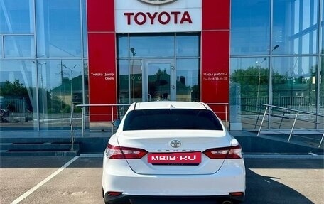Toyota Camry, 2020 год, 2 510 000 рублей, 8 фотография
