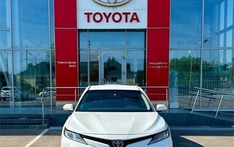 Toyota Camry, 2020 год, 2 510 000 рублей, 2 фотография