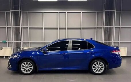 Toyota Camry, 2022 год, 3 357 000 рублей, 4 фотография