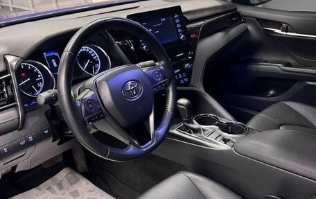 Toyota Camry, 2022 год, 3 357 000 рублей, 8 фотография