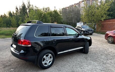 Volkswagen Touareg III, 2006 год, 1 300 000 рублей, 2 фотография