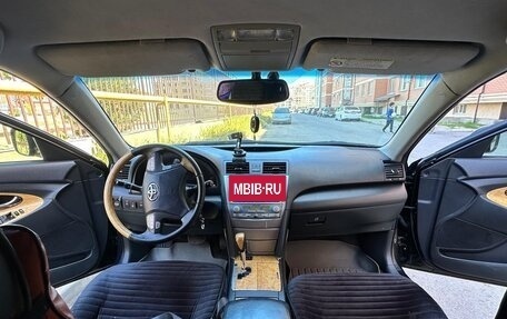 Toyota Camry, 2006 год, 750 000 рублей, 2 фотография