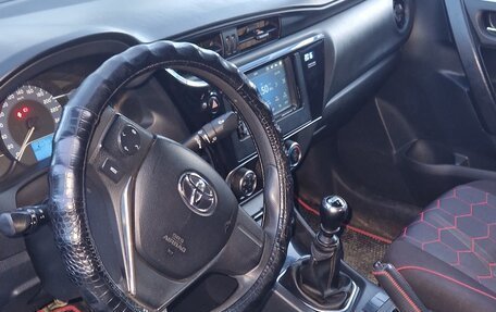 Toyota Corolla, 2016 год, 1 330 000 рублей, 4 фотография