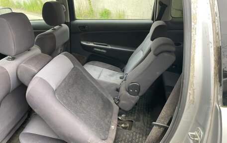 Toyota Wish II, 2003 год, 380 000 рублей, 8 фотография