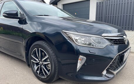 Toyota Camry, 2017 год, 2 100 000 рублей, 9 фотография