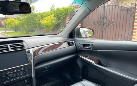 Toyota Camry, 2017 год, 2 100 000 рублей, 19 фотография
