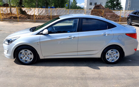 Hyundai Solaris II рестайлинг, 2016 год, 1 240 000 рублей, 3 фотография