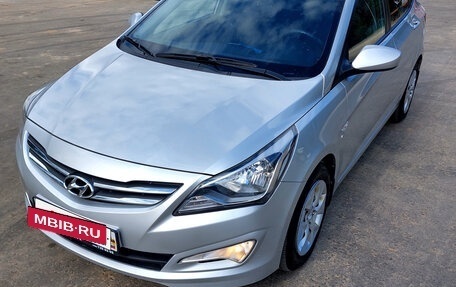 Hyundai Solaris II рестайлинг, 2016 год, 1 240 000 рублей, 2 фотография