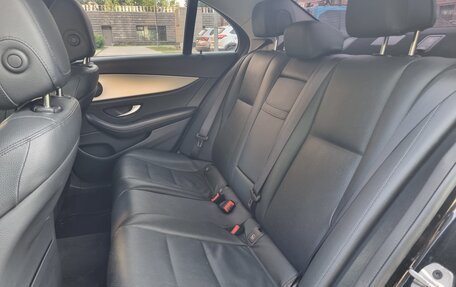 Mercedes-Benz E-Класс, 2021 год, 3 380 000 рублей, 13 фотография