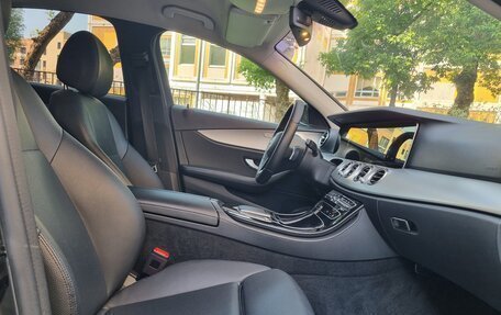 Mercedes-Benz E-Класс, 2021 год, 3 380 000 рублей, 16 фотография