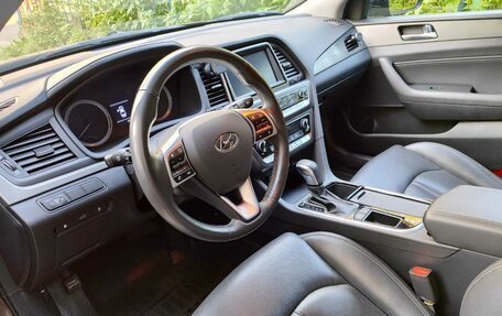Hyundai Sonata VII, 2019 год, 2 200 000 рублей, 5 фотография