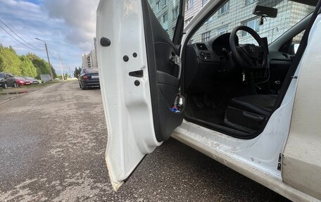 Volkswagen Polo VI (EU Market), 2017 год, 400 000 рублей, 12 фотография