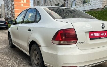 Volkswagen Polo VI (EU Market), 2017 год, 400 000 рублей, 6 фотография