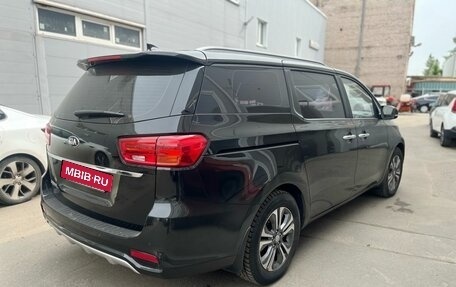 KIA Carnival III, 2019 год, 2 799 000 рублей, 6 фотография