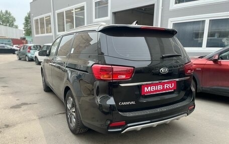 KIA Carnival III, 2019 год, 2 799 000 рублей, 8 фотография