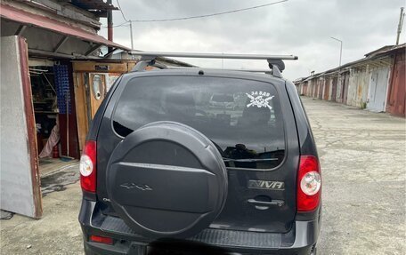 Chevrolet Niva I рестайлинг, 2019 год, 1 000 000 рублей, 2 фотография