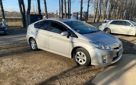 Toyota Prius, 2010 год, 1 190 000 рублей, 3 фотография